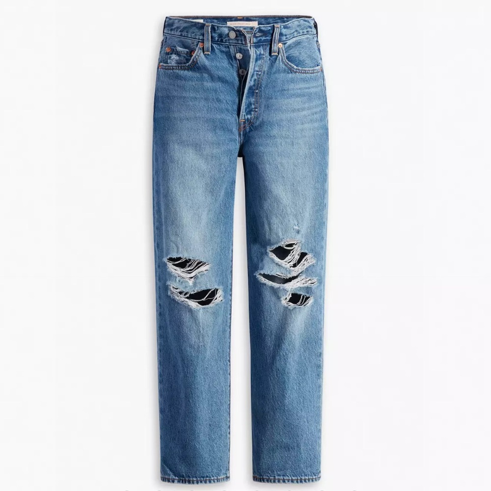 Levis Ribcage Ripped Ankle Straight Jean
